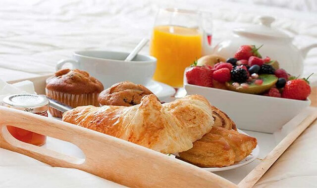 Colazione A Letto Romantica.Colazione A Letto Un Romantico Inizio Di Giornata Cucine D Italia