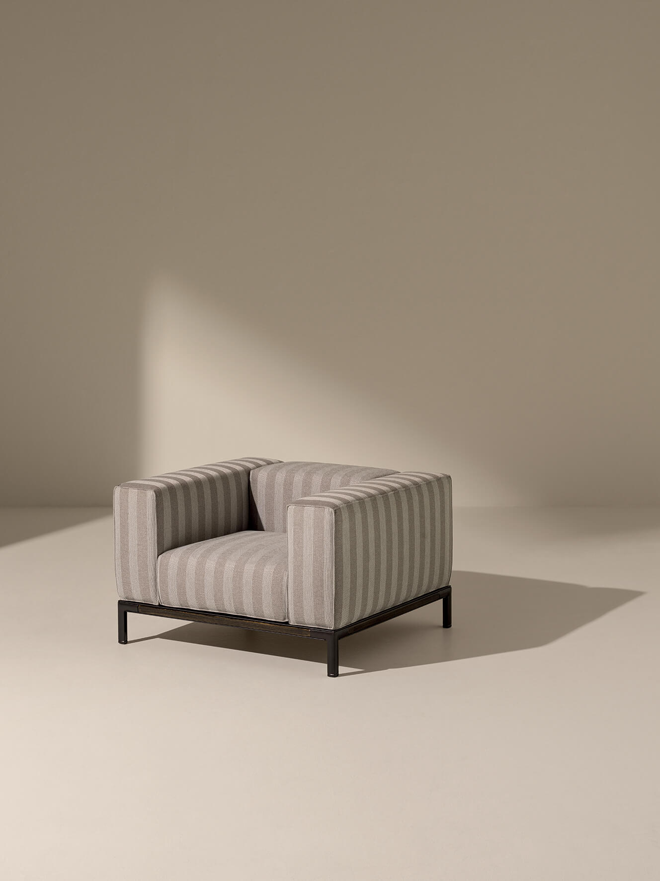 Ethimo_Costiera lounge armchair