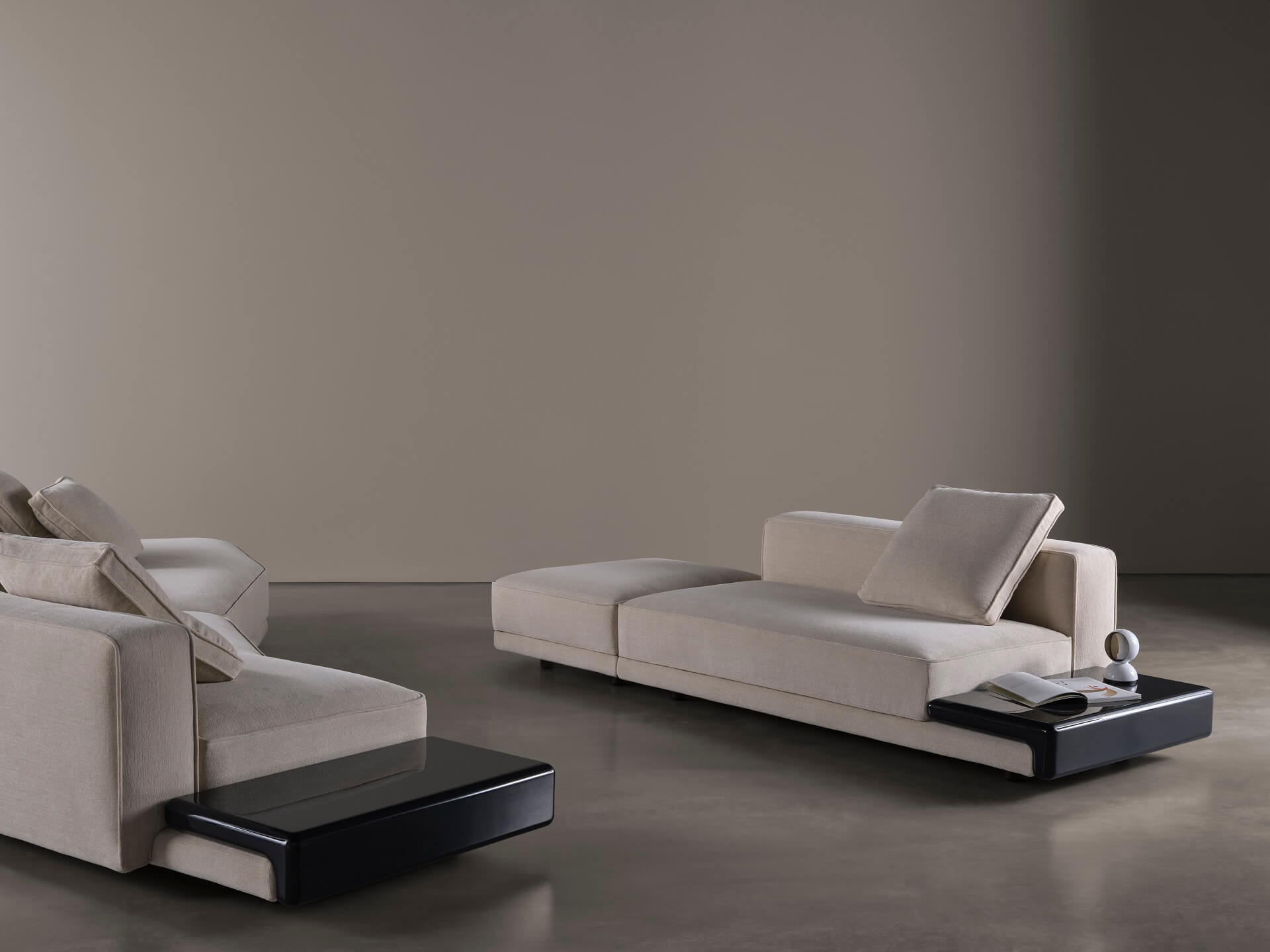 Meridiani_Max sofa
