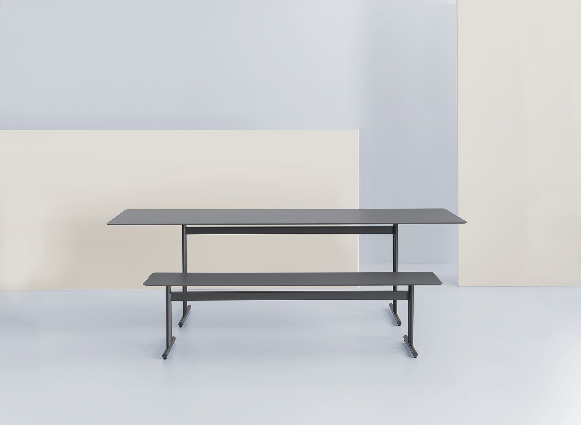 Potocco_Graphic table and bench