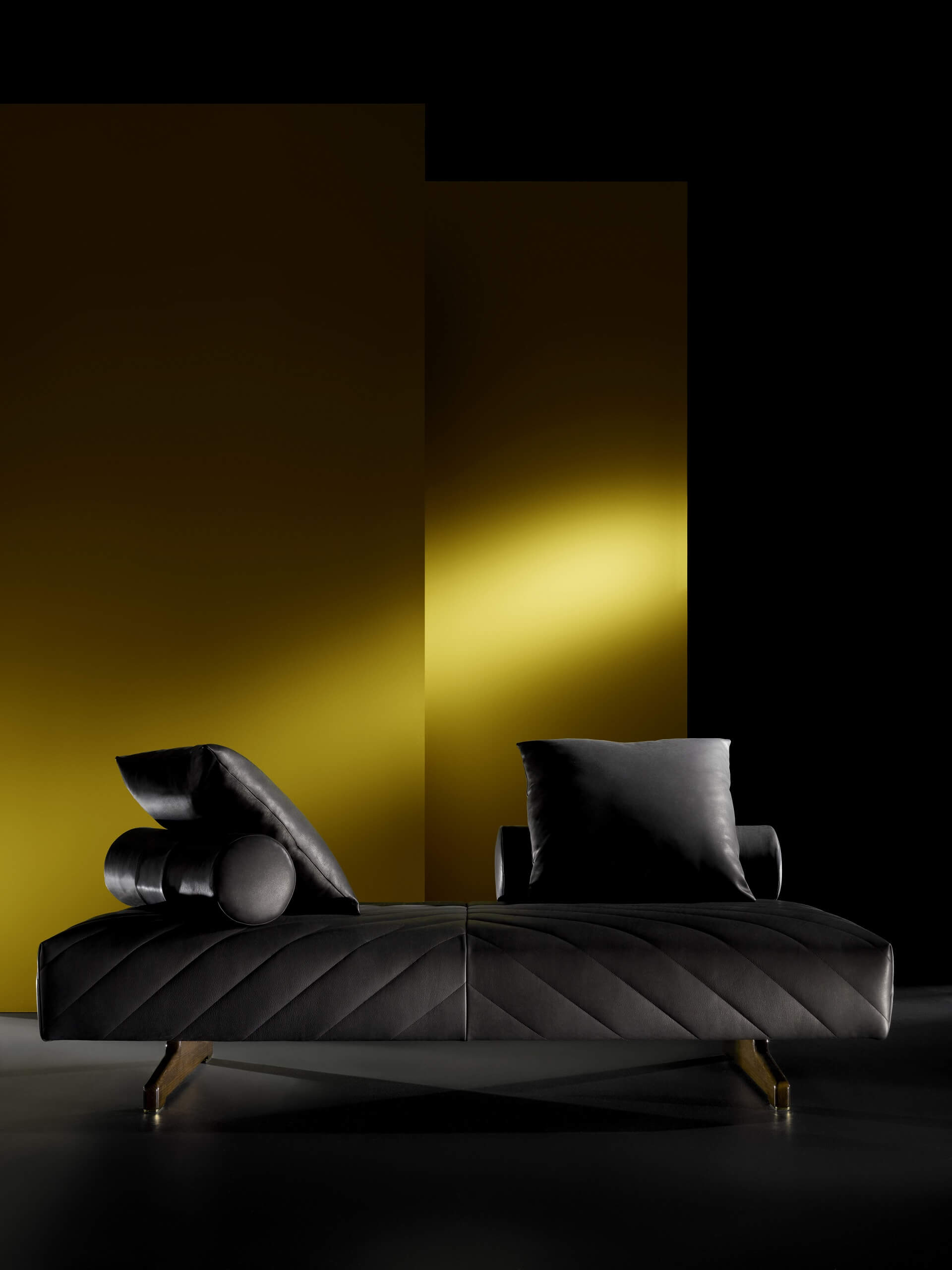 Versace Home_Discovery Couch
