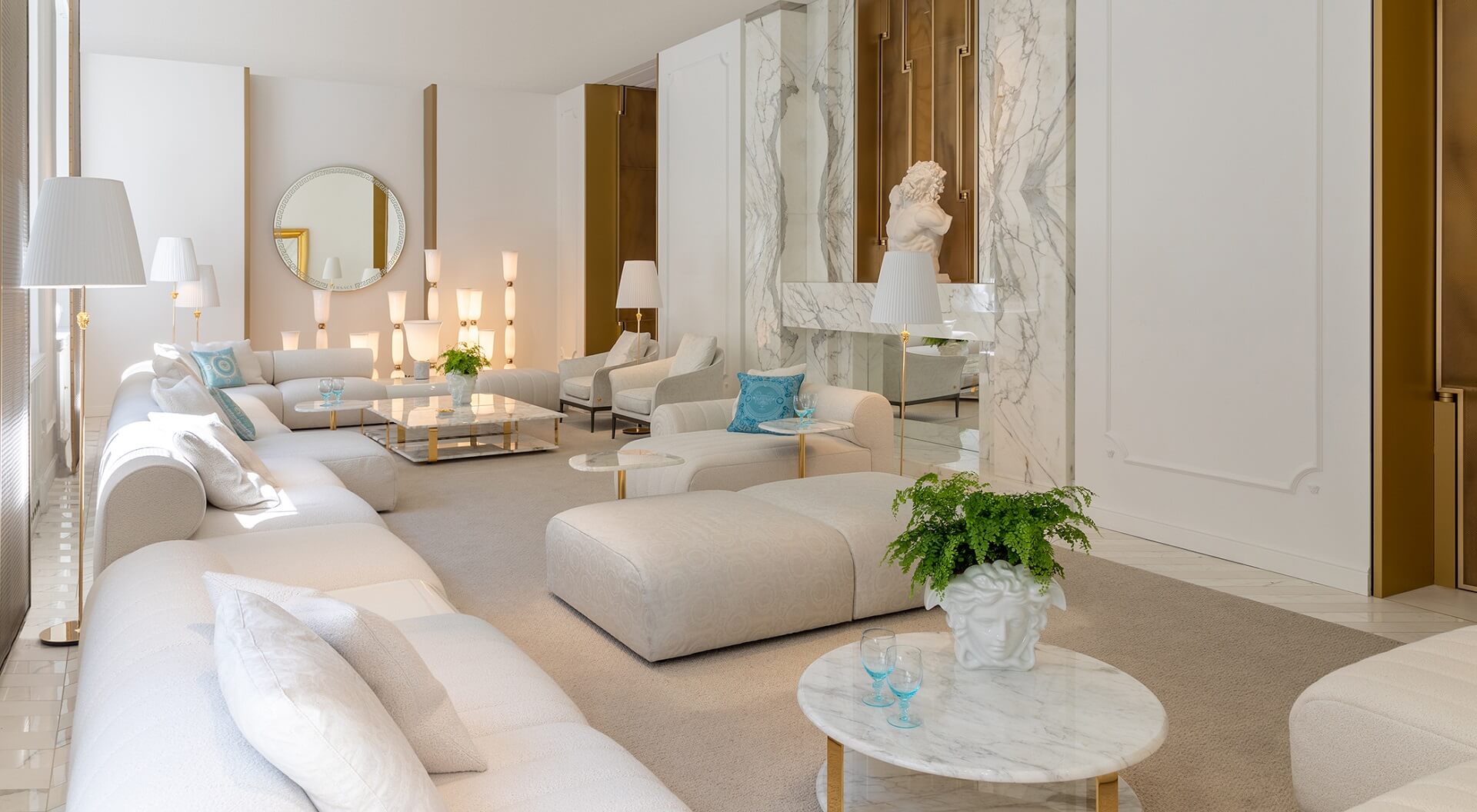 Versace Home_Zensational Sofa White