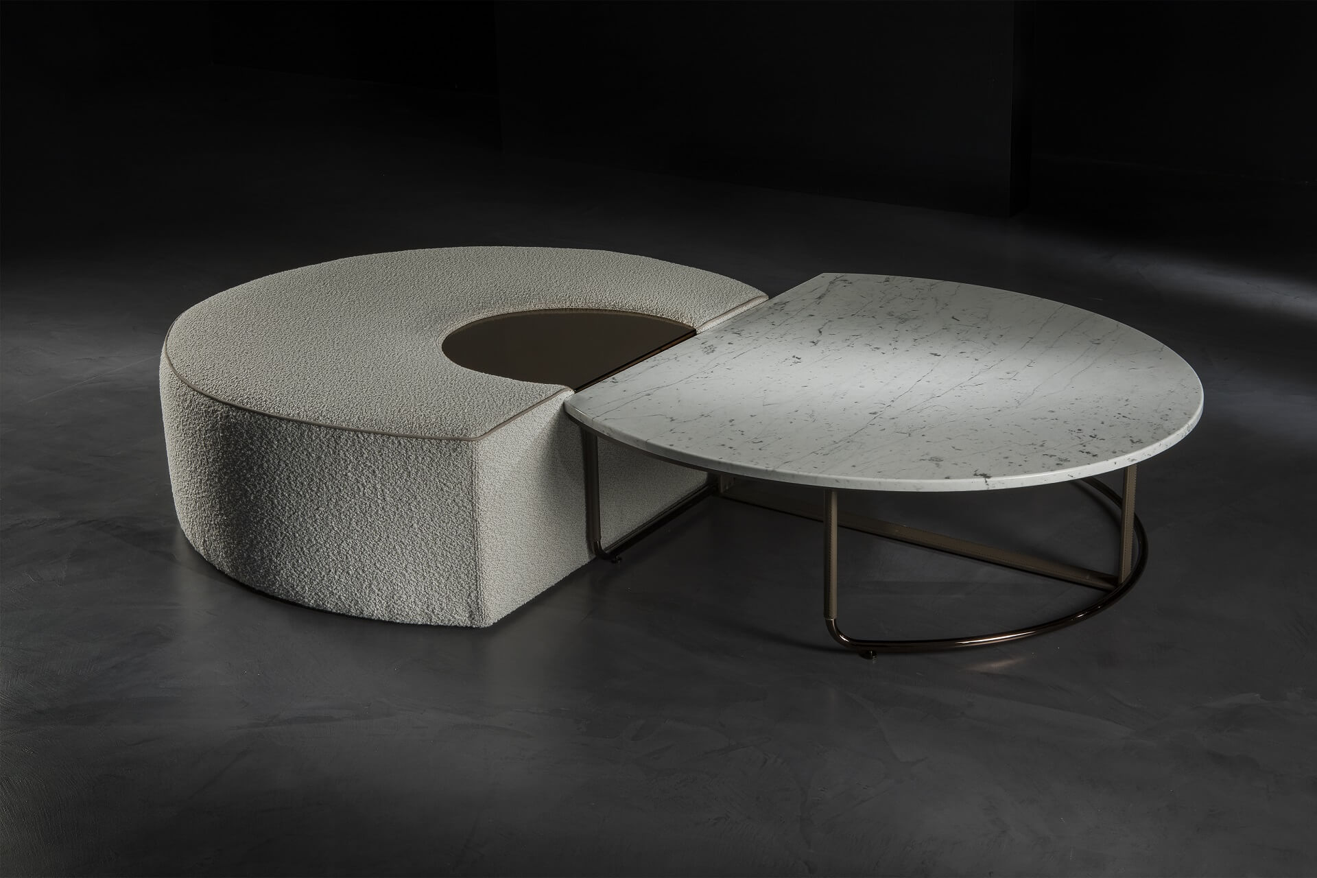 Longhi_Toby Small table_pouf