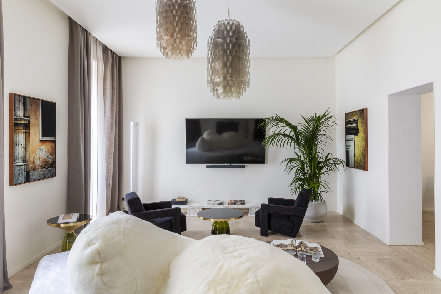 Luxe Rome Apartment